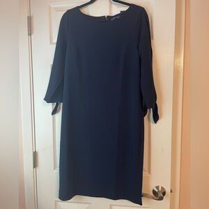 Tahari navy dress with bow sleeves size 10 nwt